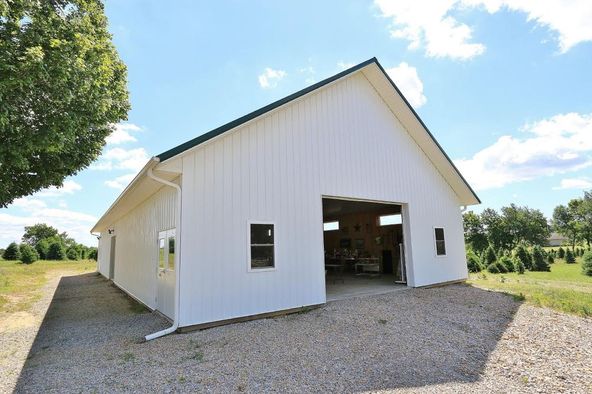 Old Log House Plantation Inc: 8656 State Route 13 NW, Somerset, OH 43783